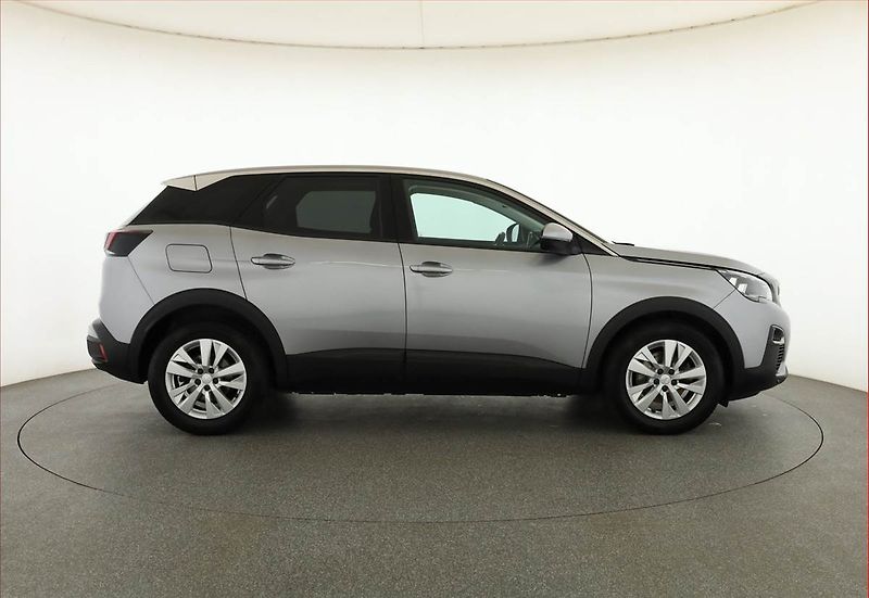 Peugeot 3008 (2020) 1.5 BlueHDi, Serv.kniha, Navi - fotka 6 z 19