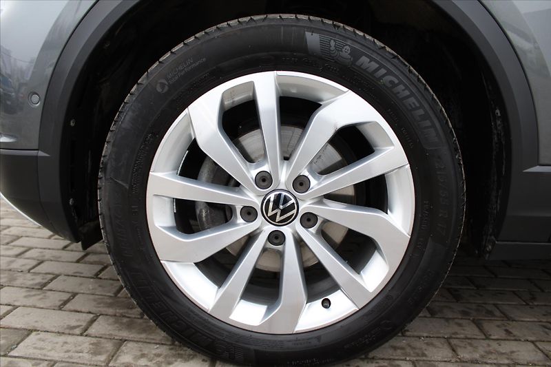 Volkswagen T-Roc 1.0 TSI LED ZÁRUKA DPH ČR - fotka 9 z 24
