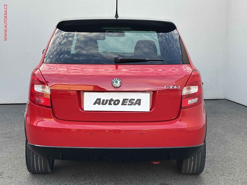 Škoda Fabia (2013) 1.2 TSi, Monte Carlo, šíbr - fotka 5 z 17