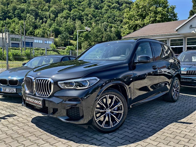 BMW X5 xDrive40d 250kW M-PAKET, DPH - fotka 3 z 28