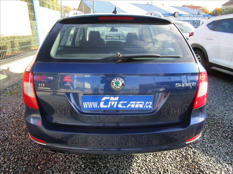 Škoda Superb Combi 2.0TDi Ambi, aut. Klima - fotka 5 z 40