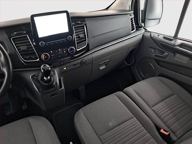 Ford Tourneo Custom (2019) Titanium 2.0 EcoBlue, ČR - fotka 8 z 20