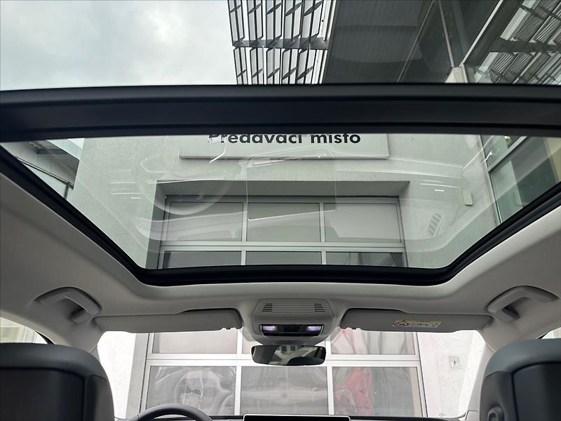 Volkswagen Passat (2024) 2,0 TDI 7DSG  Elegance - fotka 16 z 22