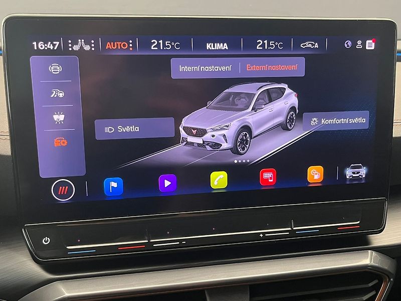 Cupra Formentor 2.0 TSi 140kW DSG 4x4 ČR 1.maj - fotka 77 z 87