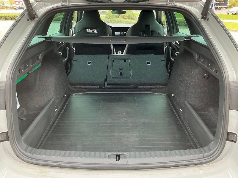 Škoda Octavia (2026) Combi 2.0 TDI DSG Sportline - fotka 29 z 38
