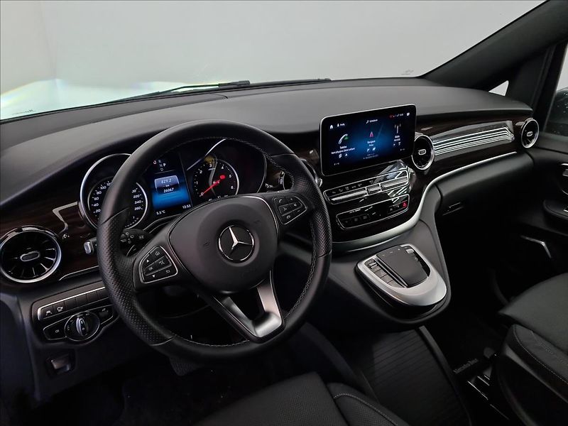 Mercedes-Benz Třídy V 300 d AVANTGARDE AIRMATIC - fotka 9 z 25
