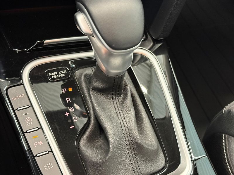 Kia XCeed 1,5 T-GDI ZÁRUKA MHEV AT TOP - fotka 13 z 18