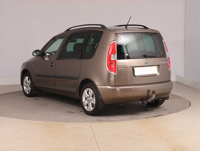 Škoda Roomster (2015) Comfort 1.4 16V, LPG, ČR,1.maj - fotka 4 z 18