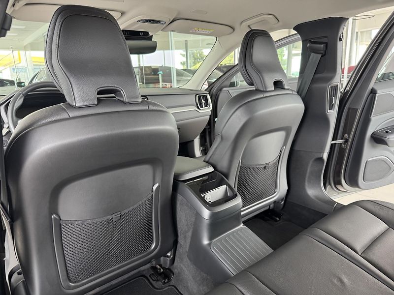 Volvo V60 T6 AWD*257kW*Recharge*Inscript - fotka 15 z 33