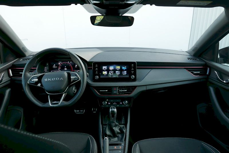 Škoda Scala (2025) 1.0 TSI 85 kW 7° DSG Monte Car - fotka 5 z 28