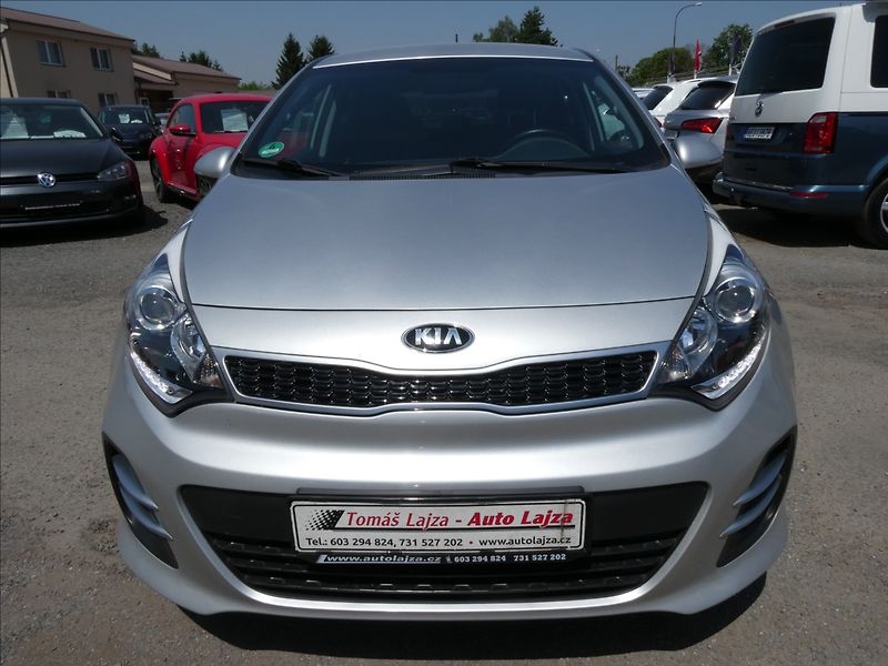 Kia Rio 1,2 i 62kW serviska, NAVI - fotka 2 z 44