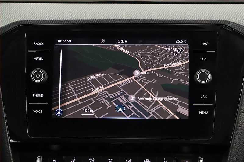 Volkswagen Passat (2020) R-Line 2.0 TDI - fotka 16 z 19