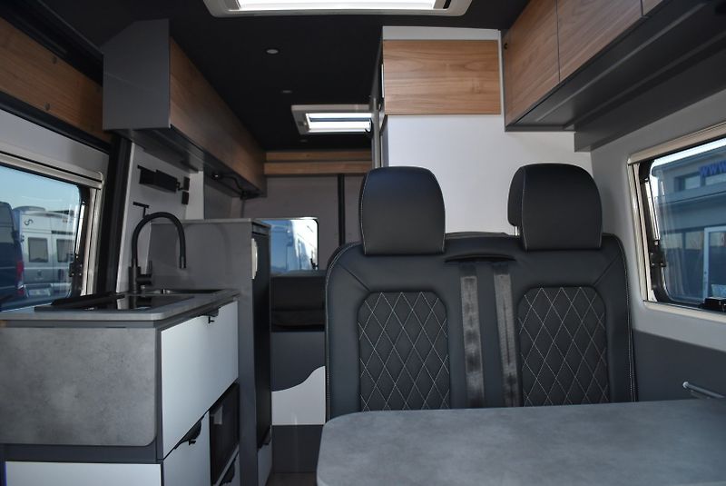North Cape Adventure 6XT (2025) MAN TGE 2,0 Aut. 4x4 130kW - fotka 15 z 45