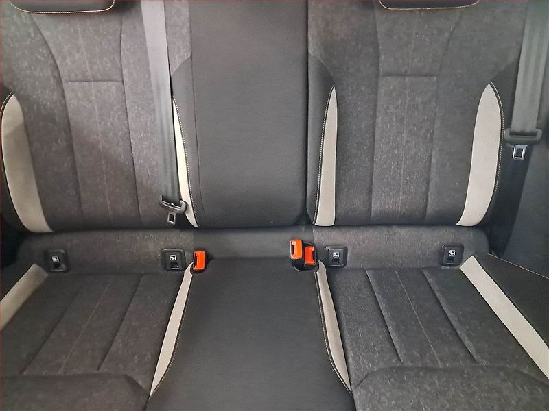 Škoda Scala (2020) Style 1.0 TSI, Serv.kniha - fotka 10 z 19