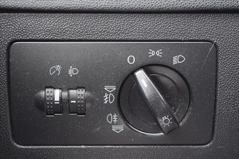 Škoda Fabia 1,4 i 74KW TAŽNÉ KLIMA PO STK - fotka 33 z 46