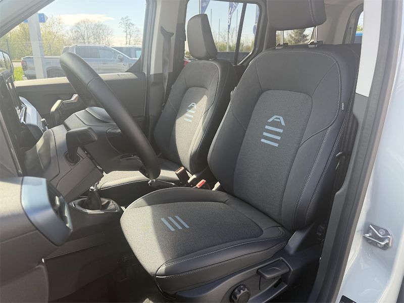 Ford Tourneo Courier Active, Tourneo, 1.0 EcoBoost - fotka 14 z 20
