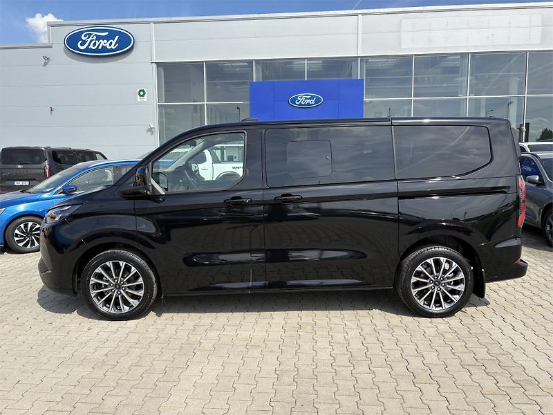 Ford Tourneo Custom (2025) Titanium X L1, Tourneo, 2.5 Du - fotka 2 z 9