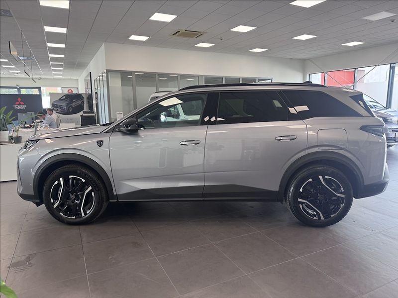 Peugeot 5008 (2026) 1,6 GT Plug-in HYBRID 225 e-DC - fotka 2 z 3