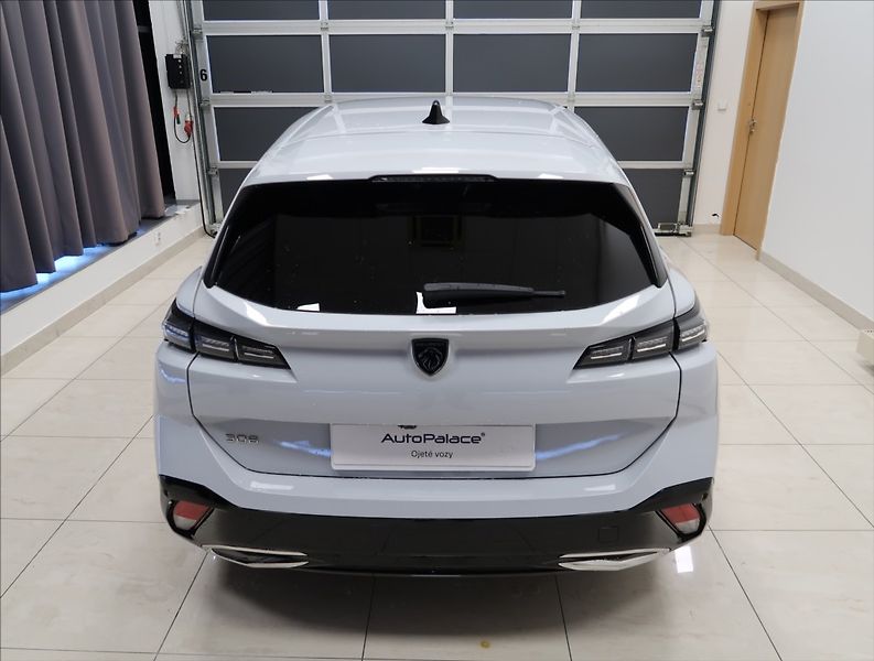 Peugeot 308 1,2 PT AT ALLURE NAVI KAMERA - fotka 5 z 37
