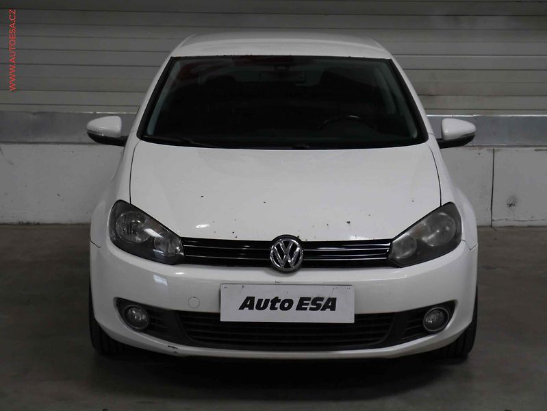 Volkswagen Golf (2009) 2.0 TDi, DSG, temp - fotka 2 z 18