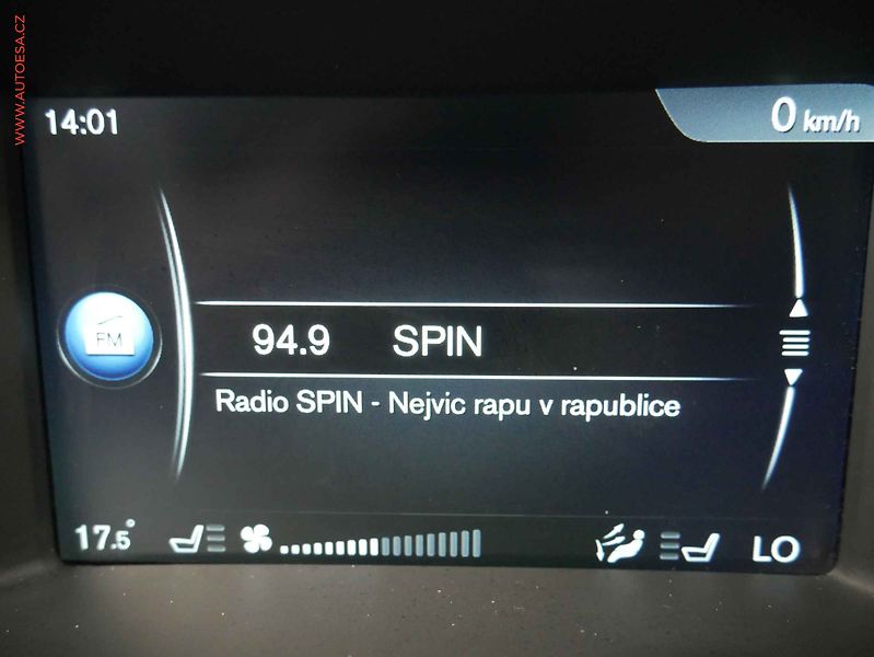 Volvo S60 (2015) 1.6 D3, 1.maj, AC, temp - fotka 12 z 18