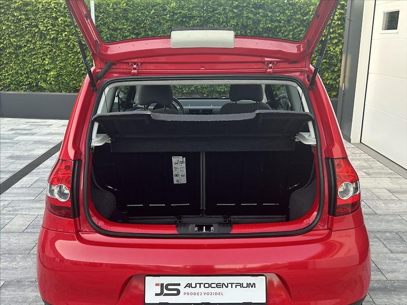 Volkswagen Fox 1,2 HTP 54PS  Refresh - fotka 32 z 42