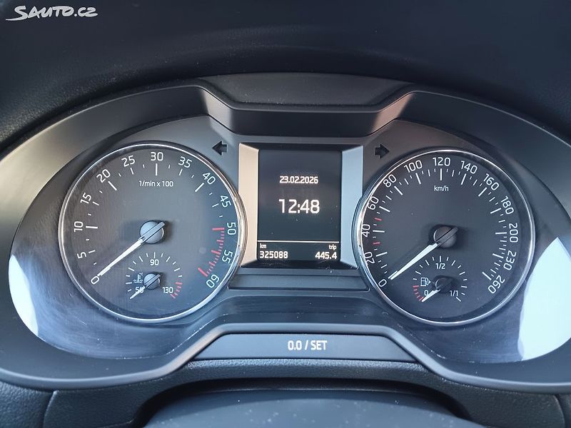 Škoda Octavia 1.6 TDI 81kW - fotka 13 z 27