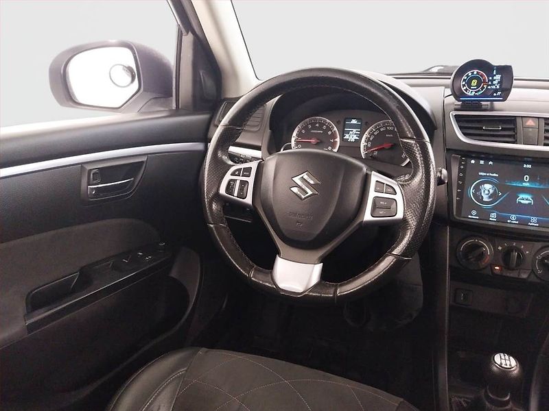 Suzuki Swift (2015) 1.2, jezdí výborně - fotka 7 z 21