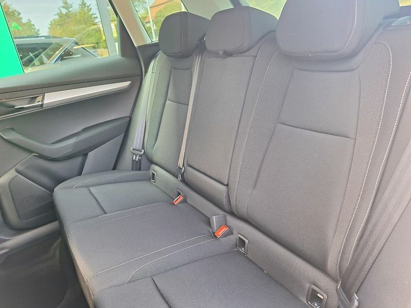 Škoda Karoq Classic 1,5TSI 110kW - fotka 8 z 11