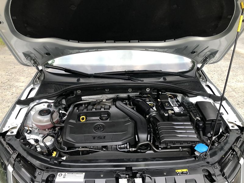 Škoda Octavia (2020) COMBI 1.5 TSI DSG STYLE 2020 - fotka 15 z 17