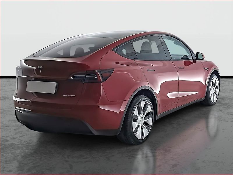Tesla Model Y (2022) Long Range AWD 79kWh, SoH 91% - fotka 5 z 22