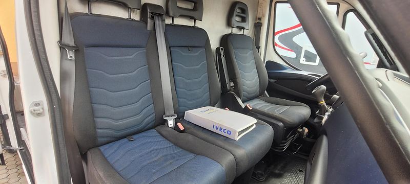 Iveco Daily (2019) 2,3TDi 100kW Diesel Automatik  - fotka 11 z 30