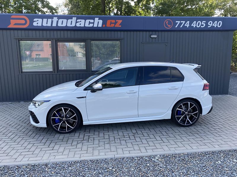 Volkswagen Golf 2.0 TSI 235kW-R-PERFORMANCE - fotka 1 z 41