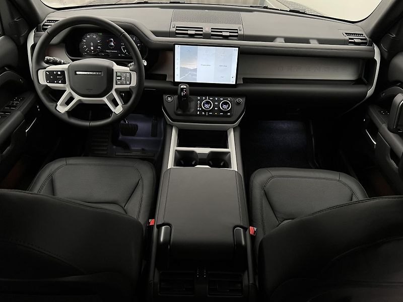 Land Rover Defender (2025) 110 D250 X-DYNAMIC SE AWD Aut - fotka 21 z 45