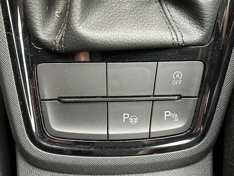 Škoda Kamiq 1.6 TDI Style - fotka 28 z 34