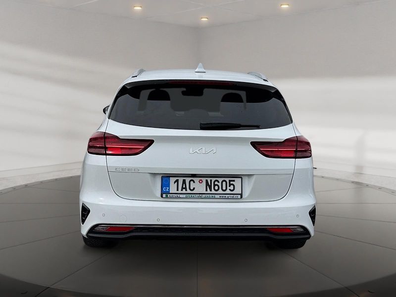 Kia Ceed (2024) TOP 1.5T-GDI 118kW CZ DPH - fotka 5 z 11