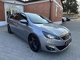 Peugeot 308.