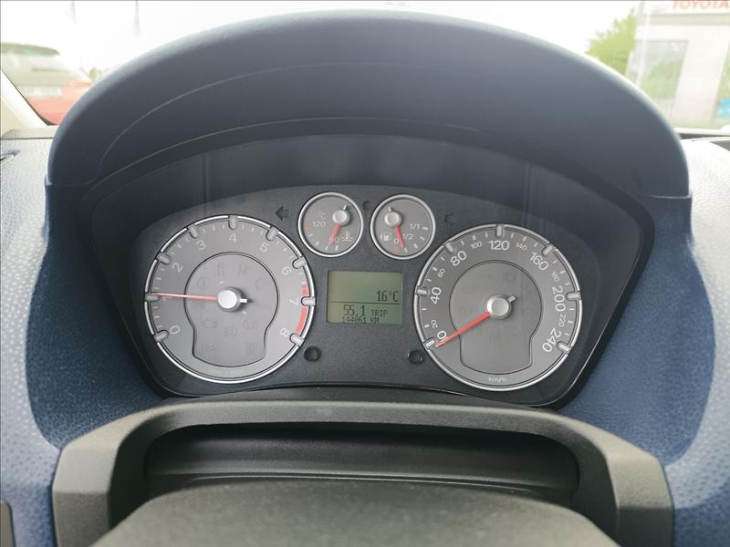 Ford Fiesta 2,0 Duratec ST 150 - fotka 14 z 19