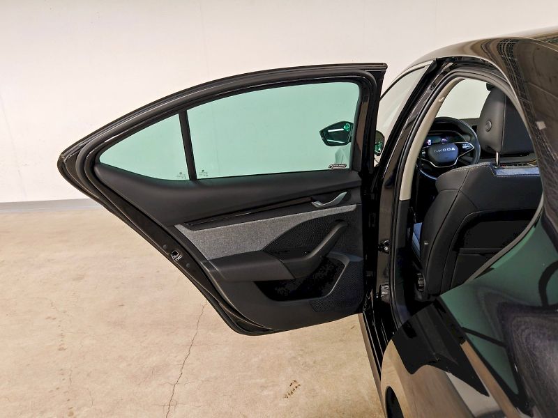 Škoda Octavia (2025) 1.5 TSI 85 kW Top Selection - fotka 24 z 31