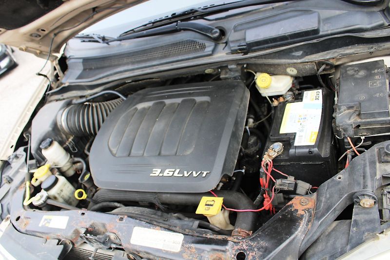 Chrysler Town & Country (2012) 3,6iV6 BENZIN+LPG KŮŽE AUTOMAT - fotka 16 z 16