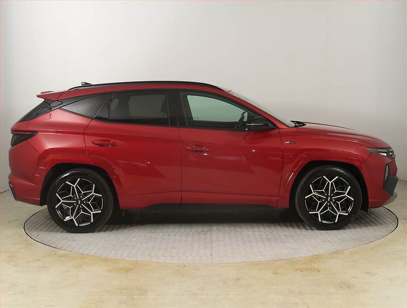 Hyundai Tucson (2022) N-Line 1.6 T-GDI 48V MHEV - fotka 6 z 34