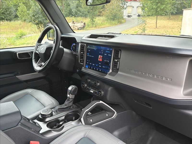 Ford Bronco 2,7 V6 AUT OUTER BANKS ČR - fotka 8 z 36