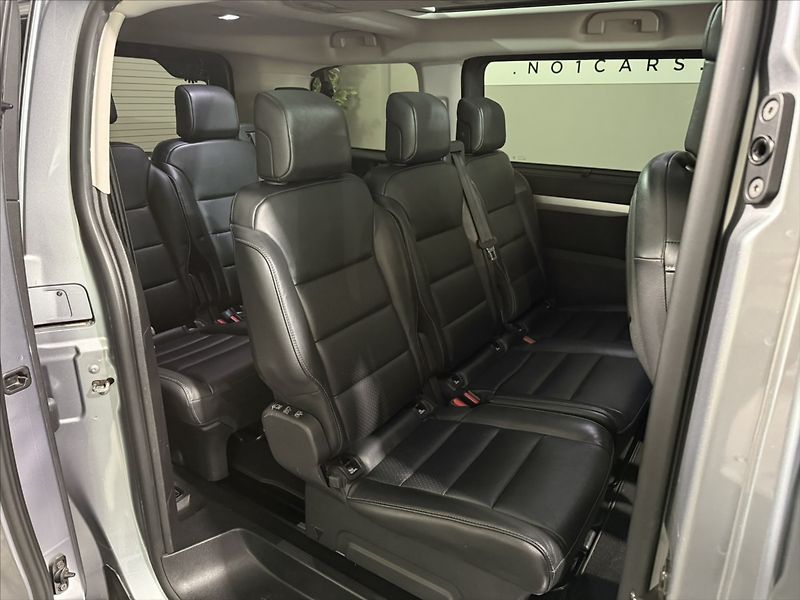 Citroën SpaceTourer 2,0   HDI SHINE PANO WEBASTO - fotka 24 z 40