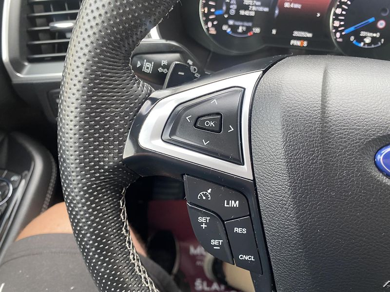 Ford Galaxy (2016) 2,0 TDCi - Panorama - Titanium - fotka 34 z 49