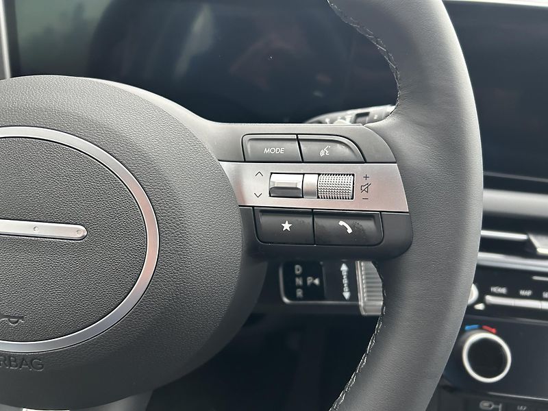Hyundai Tucson 1,6 T-GDI PHEV 211kW SMART FL - fotka 19 z 34