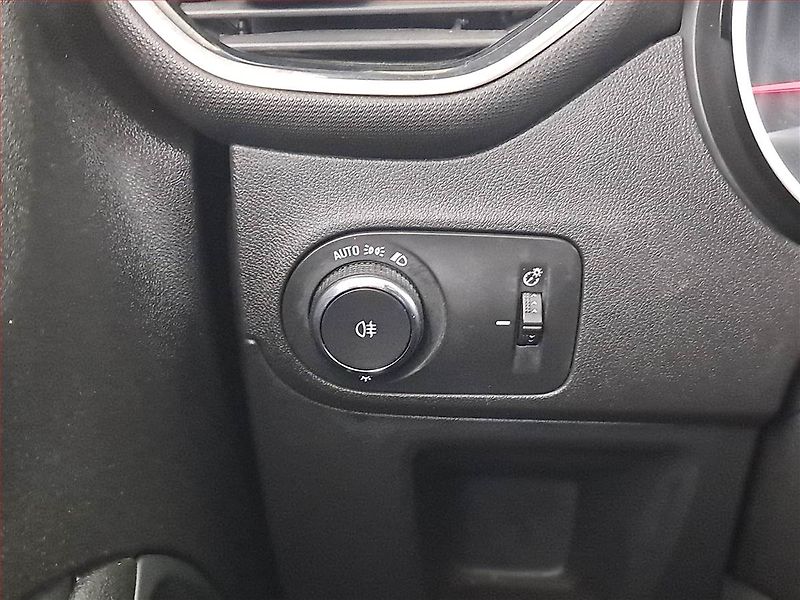 Opel Crossland X (2021) 1.2 Turbo, Serv.kniha, Kůže - fotka 20 z 23