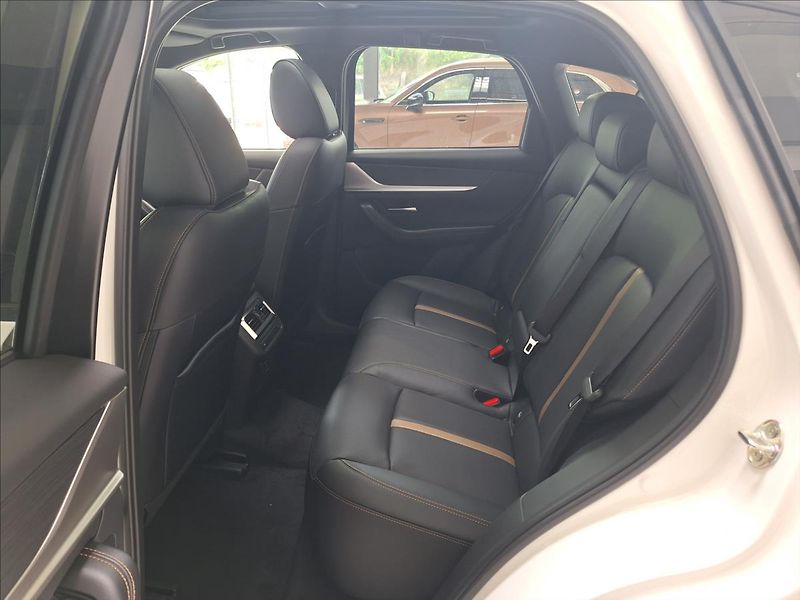 Mazda CX-60 (2026) 3.3 D 254k AWD AT8 HOMURA PLUS - fotka 4 z 16