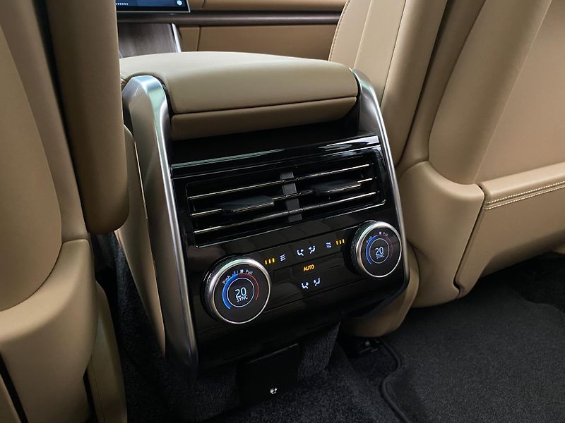 Land Rover Range Rover P530 AUTOBIOGRAPHY SWB - fotka 60 z 94