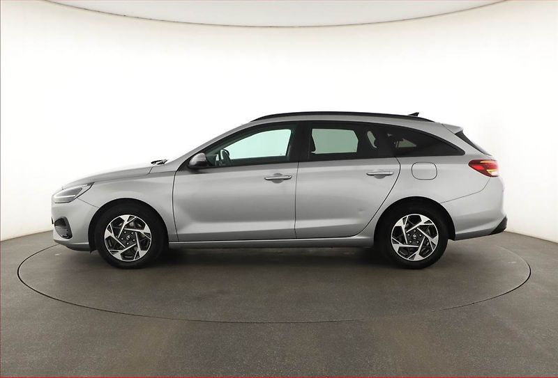 Hyundai i30 (2025) Smart 1.5 DPI, ČR,1.maj - fotka 3 z 20