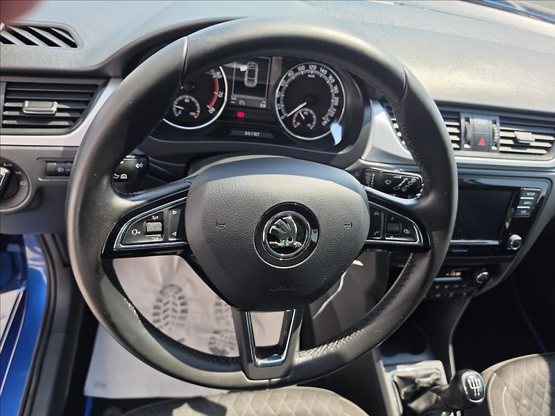 Škoda Rapid 1,0 TSi 70KW Drive dig.klima - fotka 12 z 46
